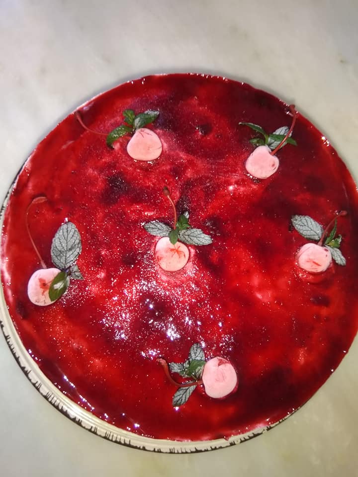 τούρτα παγωτό-με-γεύση-φρούτα του δάσους-και-semifreddo-συνταγή- τούρτα παγωτό-με-γεύση-φρούτα του δάσους-και-semifreddo-συνταγή-