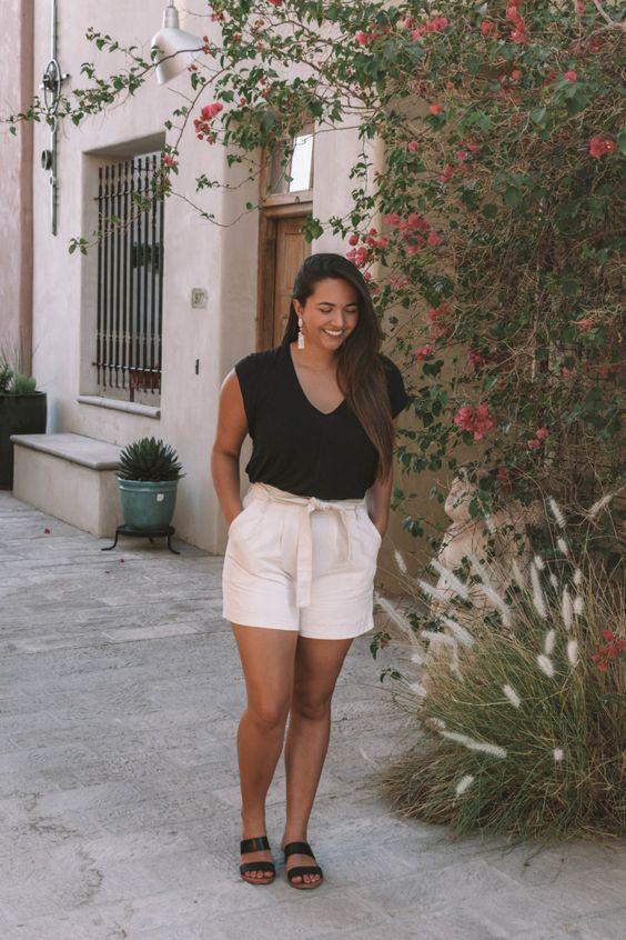 μαύρο-τοπ-με-μπεζ-σορτσάκι-ιδέες-