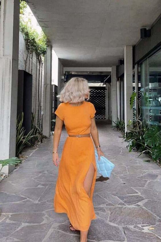 πορτοκαλί-μάξι-φόρεμα-με-σκίσιμο-ιδέες-