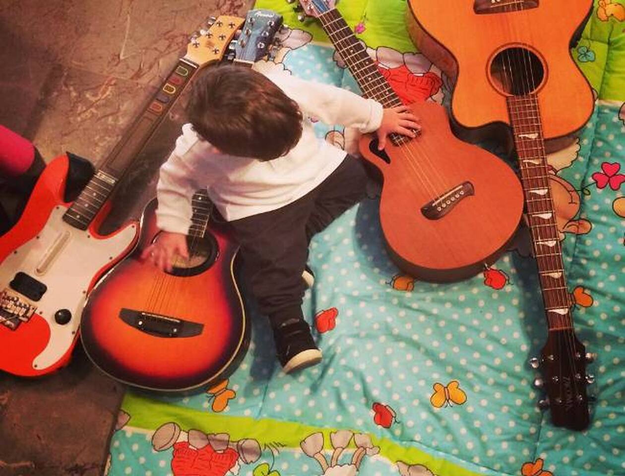 Χρήστος Δάντης: Δείτε το rock σπίτι του στη Γλυφάδα