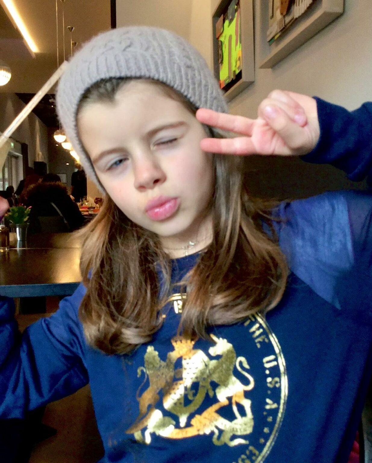 Ελένη Μενεγάκη: Η απίστευτη ομοιότητα της με την κόρη της Βαλέρια