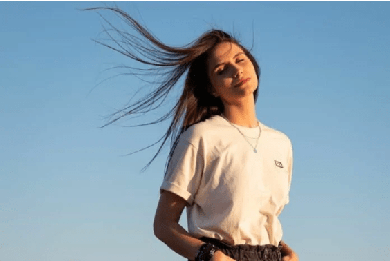 Η Γη της Ελιάς: Η Βασιλική σκαλίζει το παρελθόν του Δημοσθένη και το πληρώνει ακριβά