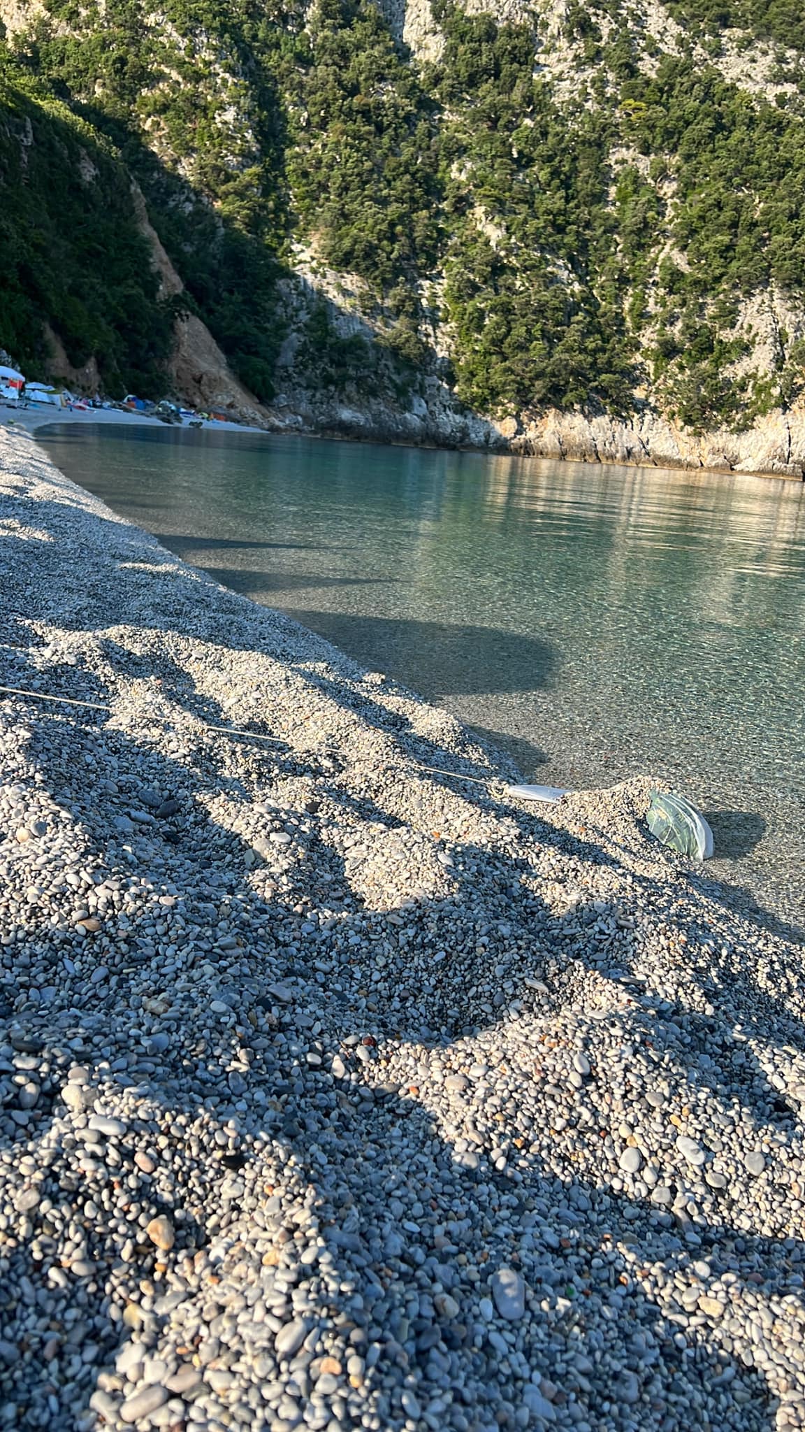 Ευβοία: 3 Παραλίες για ελεύθερο κάμπινγκ για το ΣΚ