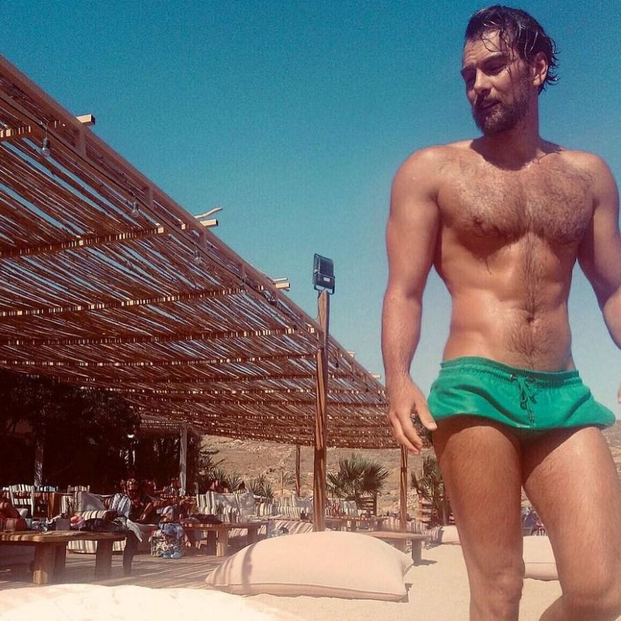 Γιάννης-Κουκουράκης Γιάννης-Κουκουράκης