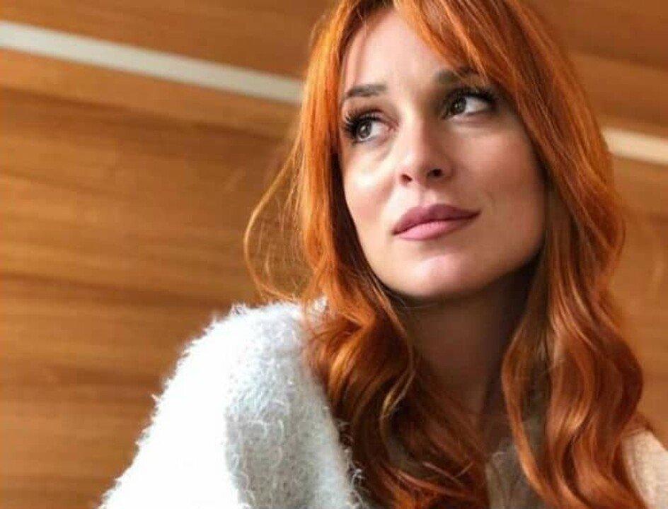 Μαύρο ρόδο : Υπόθεση και Πρωταγωνιστές