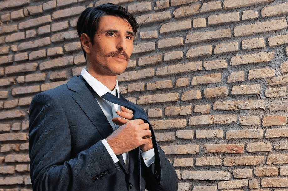 Σασμός : Ο Μυστικός αστυνομικός Λευτέρης Ορφανός φέρνει θύελλα