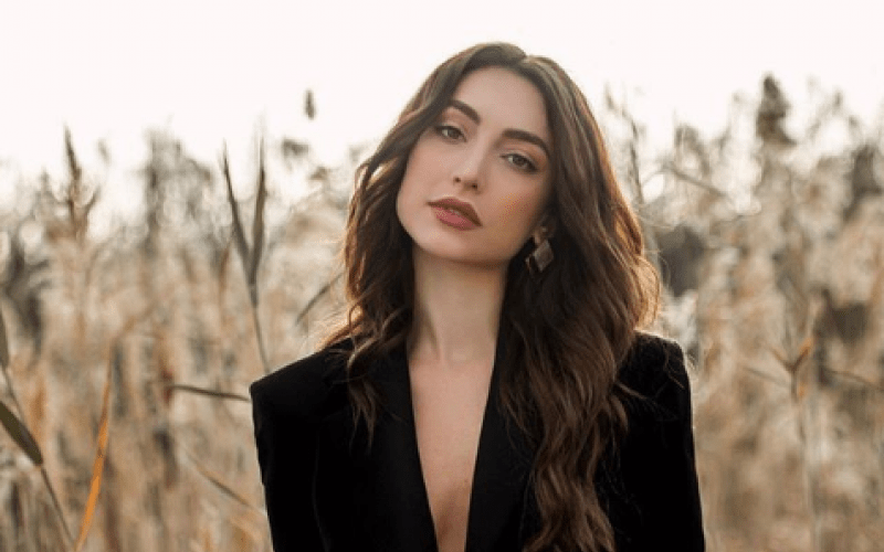 Γλυκάνισος: Ο απαγορευμένος έρωτας της Έλενας Πιερίδου