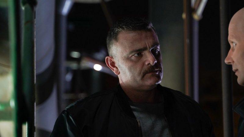 Κάνε ότι κοιμάσαι: Η υπόθεση της σειράς