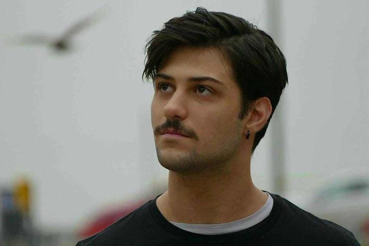 Κάνε ότι κοιμάσαι: Η υπόθεση της σειράς