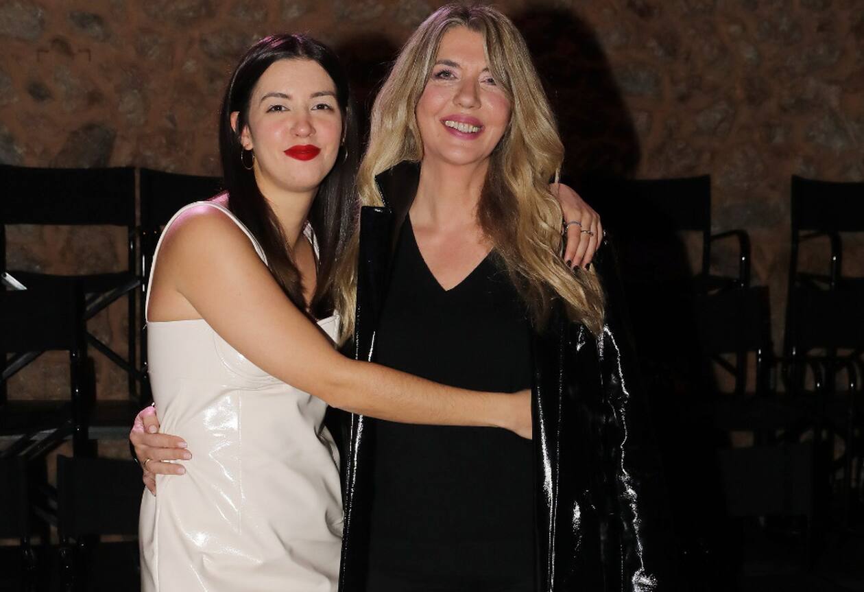 Που είναι και τι κάνει σήμερα η Γιούλη Ηλιοπούλου; – Ποια η σχέση της με τον Δημήτρη Λάλο