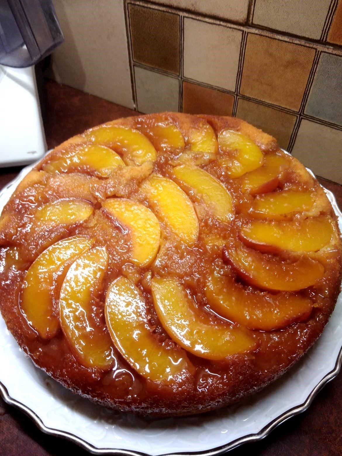 κέικ-με-καραμελωμένα-νεκταρίνια-συνταγή-