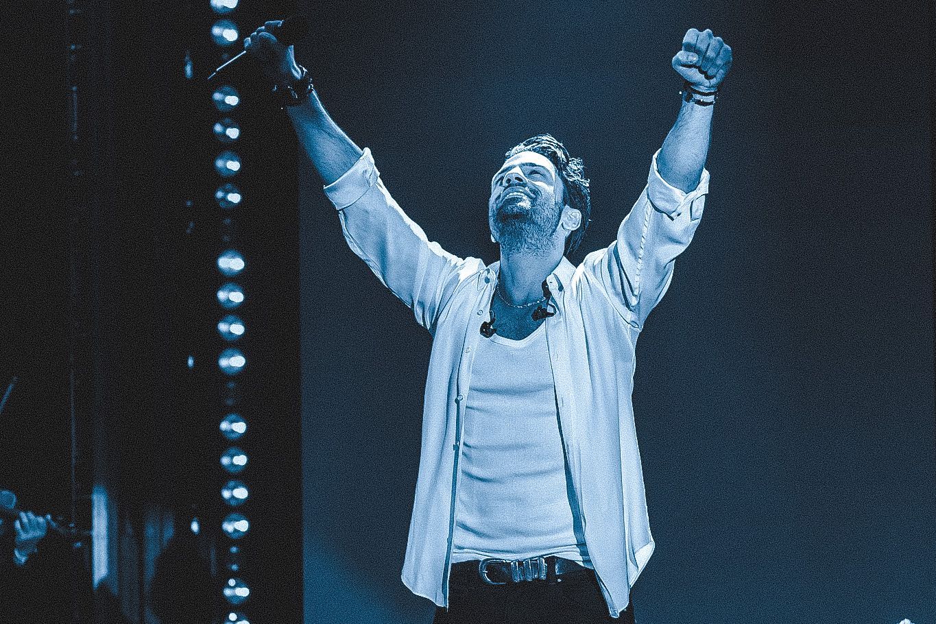 Κωσταντίνος Αργυρός: Τρόμος για τον τραγουδιστή μετά το τηλεφώνημα για βόμβα