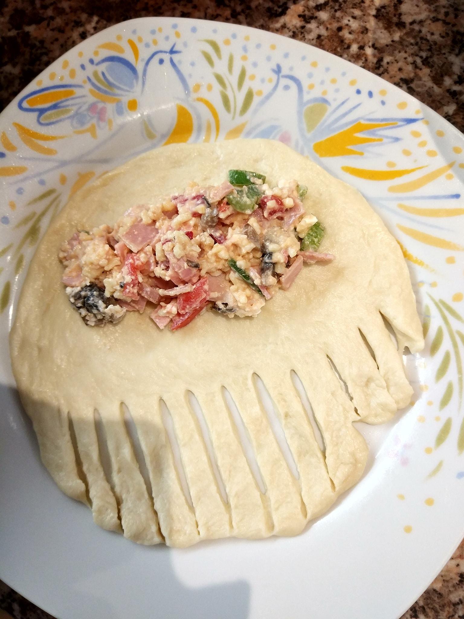 ατσμά-με-γέμιση-πίτσα-για-σχολικό κολατσιό-συνταγή-