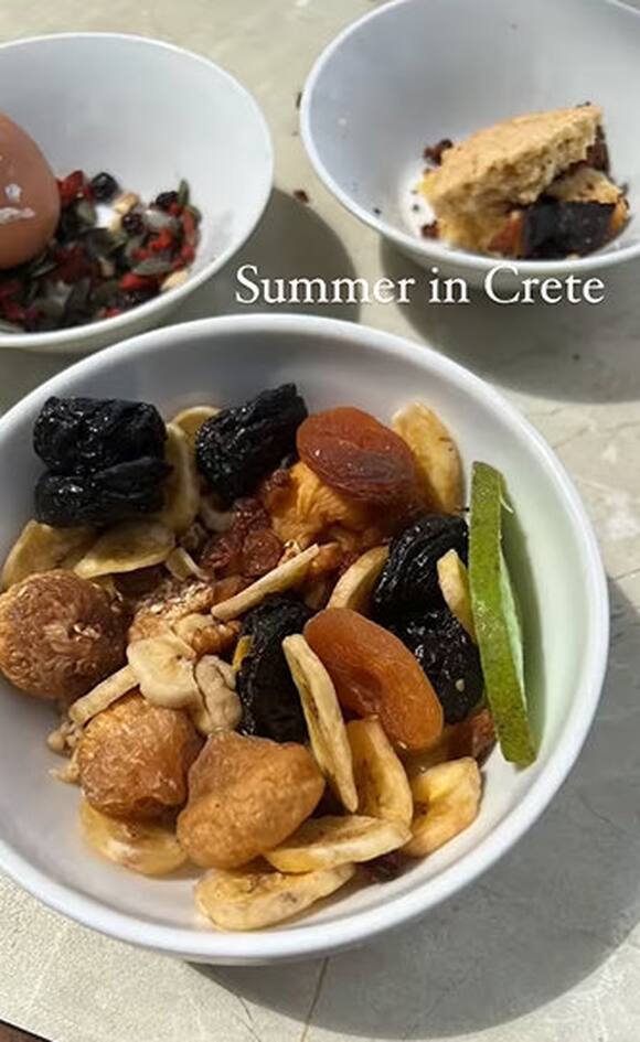 Δημήτρης Λάλος – Έλενα Μαυρίδου: Ο Μαθιός του Σασμού και η γυναίκα του σε ονειρεμένες διακοπές στην Κρήτη – Εικόνες