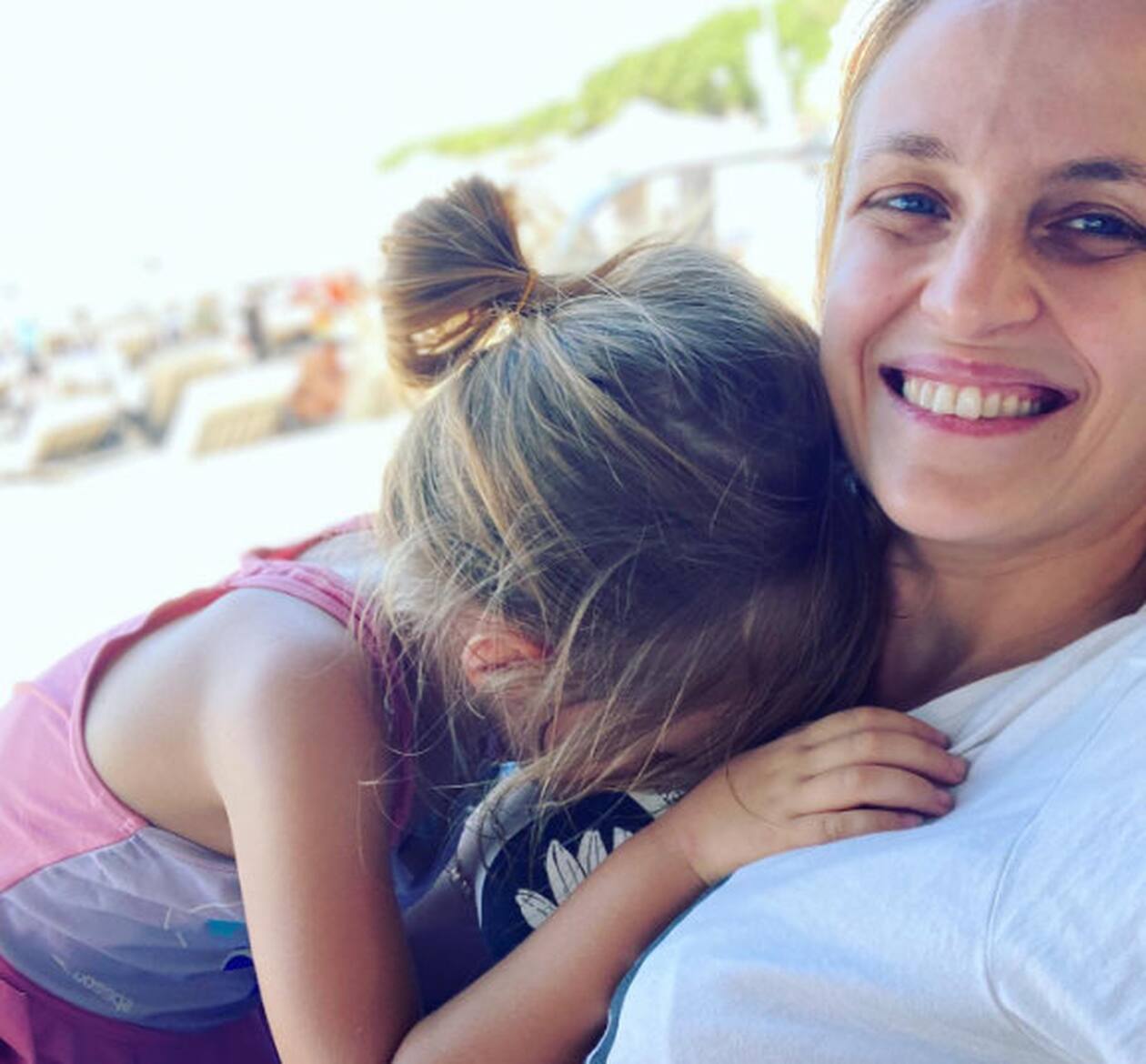 Δημήτρης Λάλος – Έλενα Μαυρίδου: Ο Μαθιός του Σασμού και η γυναίκα του σε ονειρεμένες διακοπές στην Κρήτη – Εικόνες