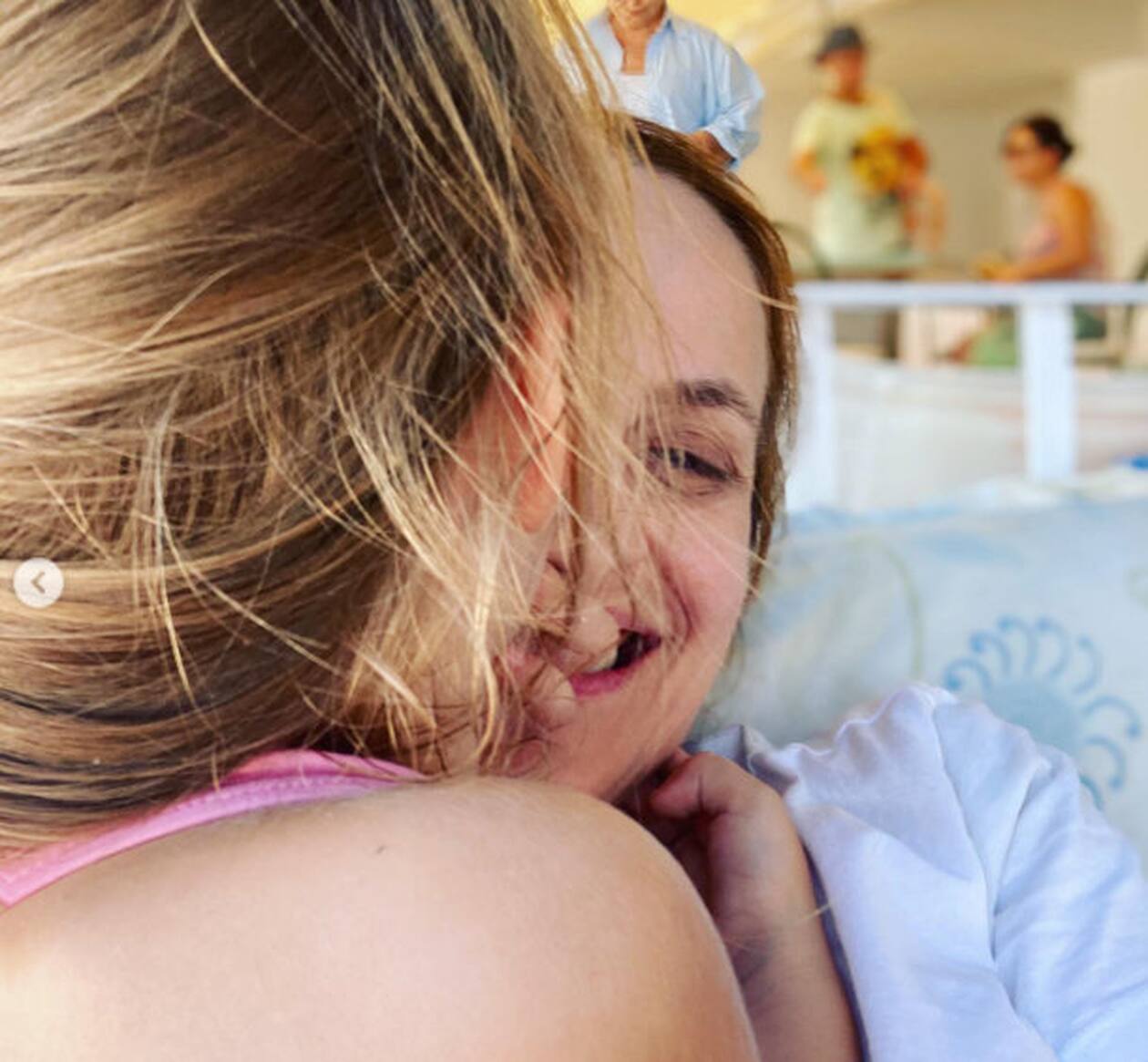 Δημήτρης Λάλος – Έλενα Μαυρίδου: Ο Μαθιός του Σασμού και η γυναίκα του σε ονειρεμένες διακοπές στην Κρήτη – Εικόνες