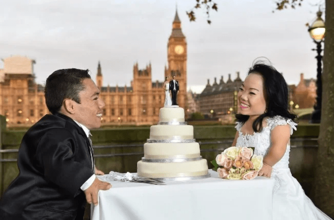 Το πιο κοντό ζευγάρι: Εκείνη 92 εκατοστά και εκείνος 89