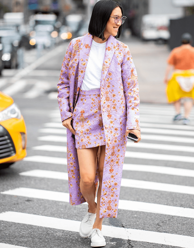 σετ-με-φλοράλ πανωφόρι-και-φλοράλ-μίνι φούστα-Φθινόπωρο 2022- σετ-με-φλοράλ πανωφόρι-και-φλοράλ-μίνι φούστα-Φθινόπωρο 2022-