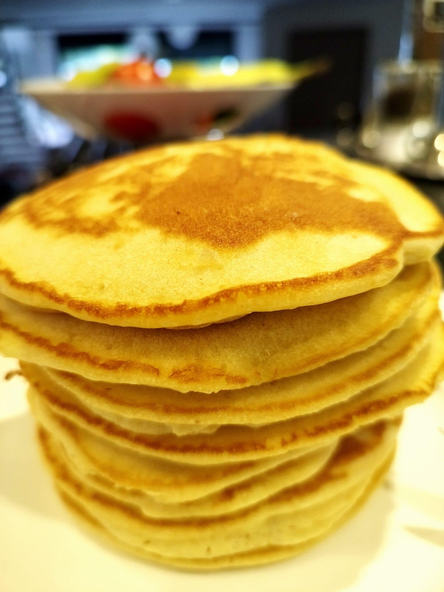 συνταγή-για-pancakes-χωρίς γάλα-και-χωρίς αυγά-