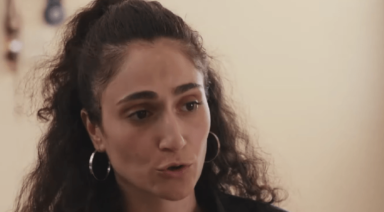 Η-Γη-της-Ελιάς-Βιολέτα Η-Γη-της-Ελιάς-Βιολέτα