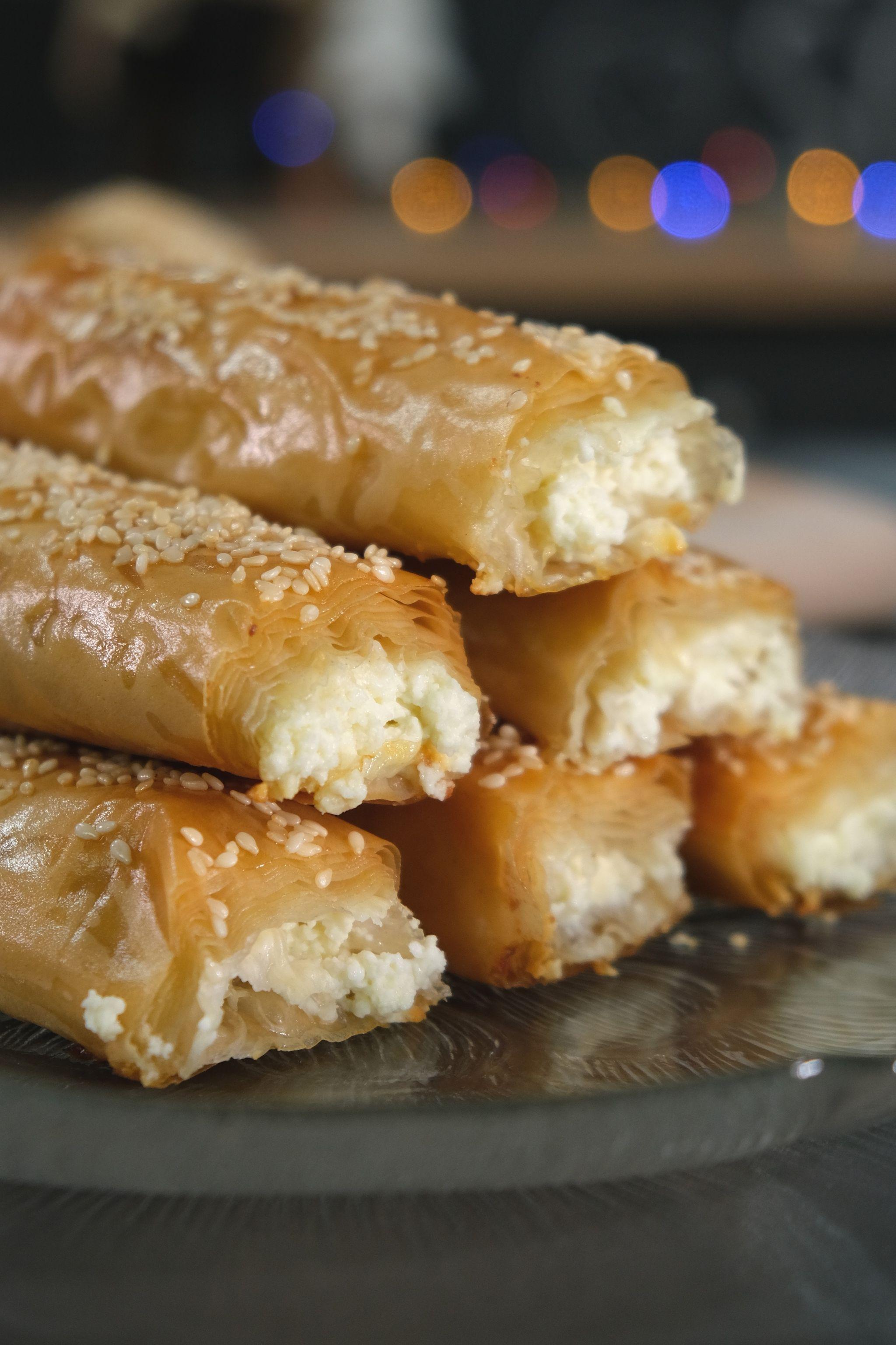 Συνταγές-για-σχολείο-Ρολάκια-φέτας-φύλλο-κρούστας