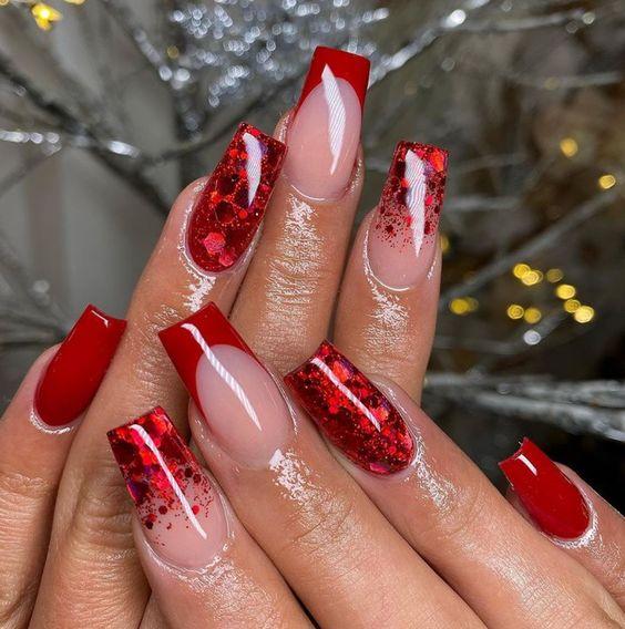 κόκκινα νύχια-με-γκλίτερ-ιδέες-