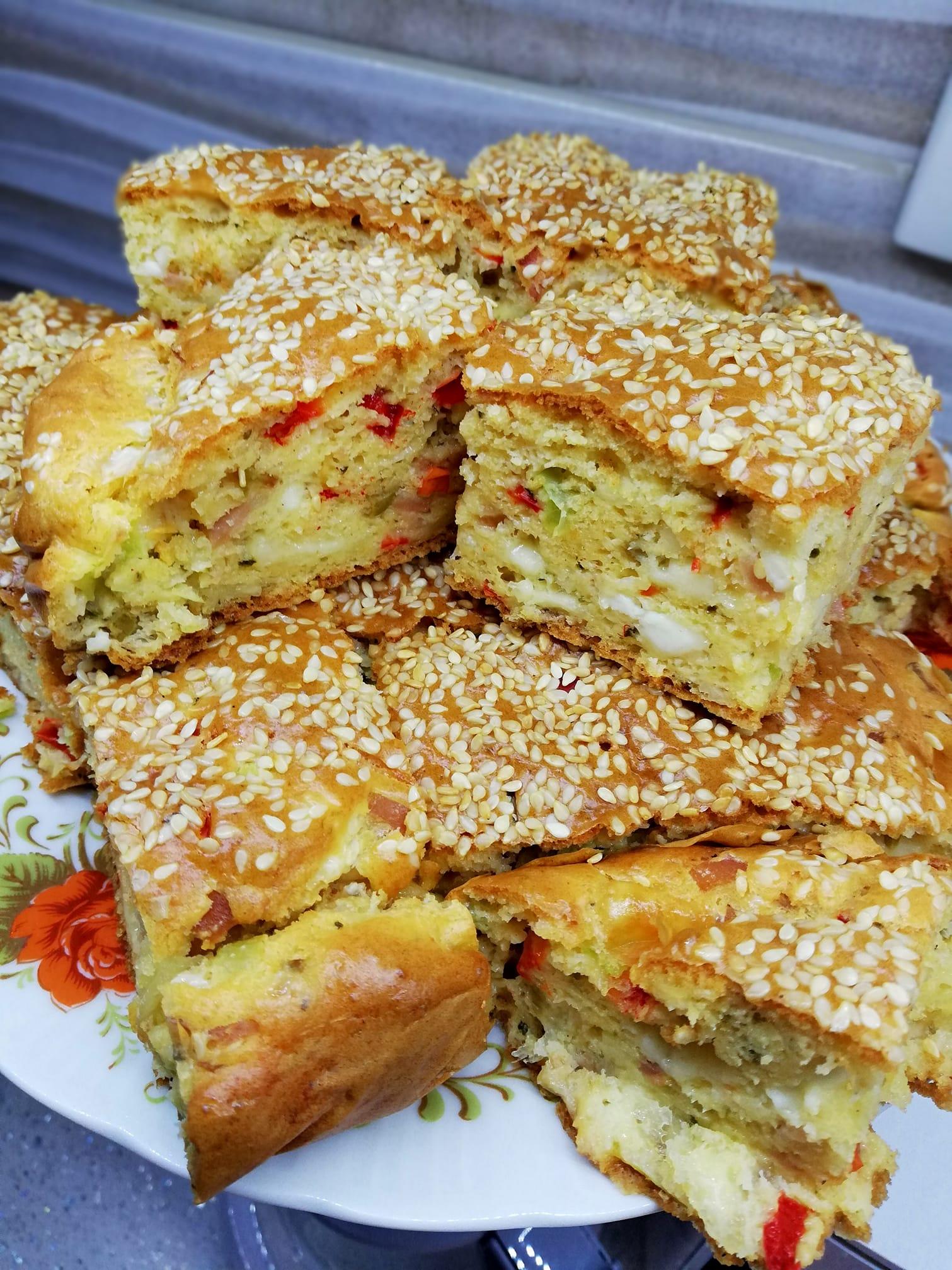 αλμυρό κέικ-με-φέτα-και-πιπεριές-συνταγή- αλμυρό κέικ-με-φέτα-και-πιπεριές-συνταγή-