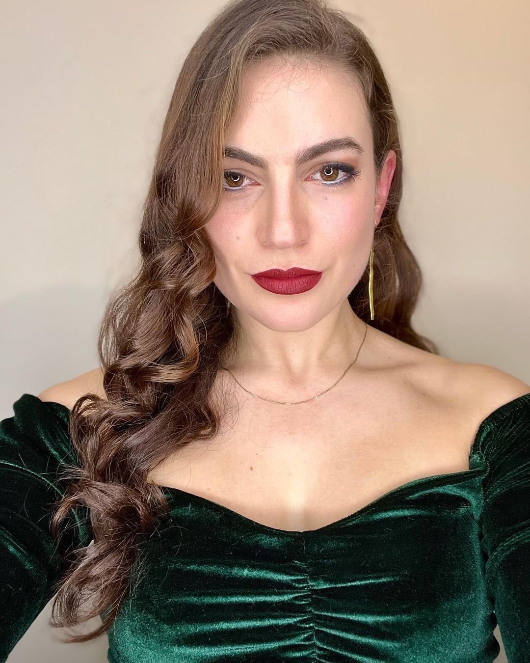 Παγιδευμένοι: Ελάτε να γνωρίσουμε τον Δημήτρη και την Άννα