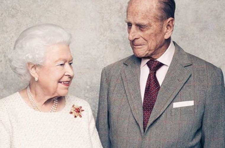 Βασίλισσα Ελισάβετ: Γιατί o πρίγκιπας Φίλιππος παραμένει άταφος σε σκοτεινό σπήλαιο- Το παράξενο πρωτόκολλο