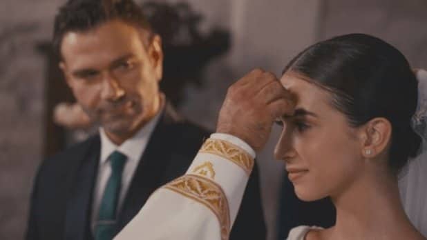 Η Γη της Ελιάς-Μάνος-Μαρίνα- Η Γη της Ελιάς-Μάνος-Μαρίνα-