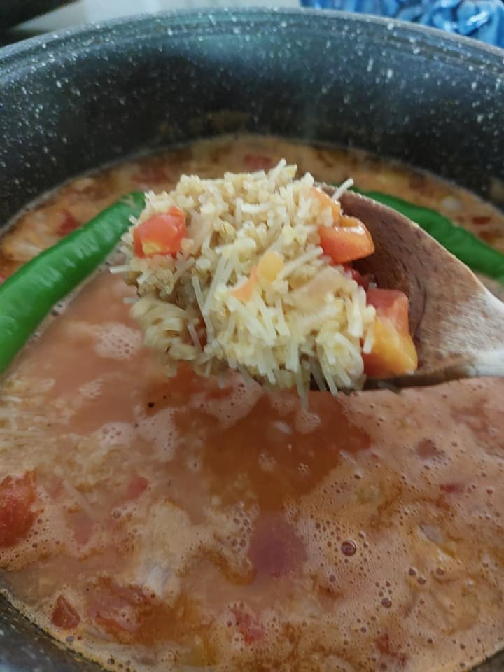 κυπριακό πιλάφι-με-πλιγούρι-συνταγή-