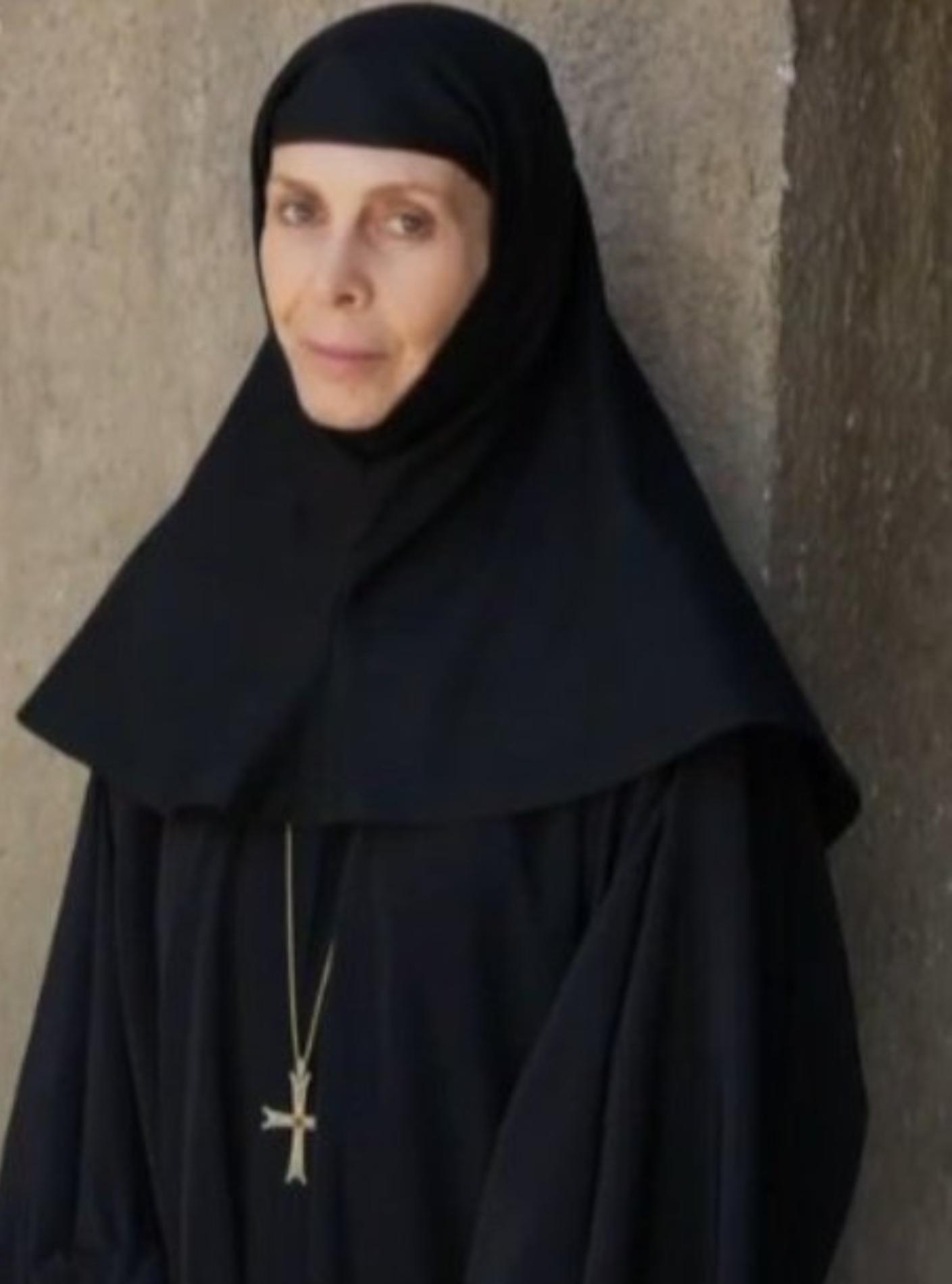 Μαύρο Ρόδο: Η Ηρωική και πεφωτισμένη Ηγουμένη