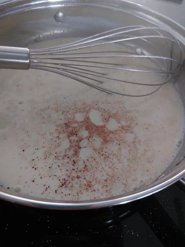 μπαστούνια-με-τυριά-και-μπεσαμέλ-συνταγή-