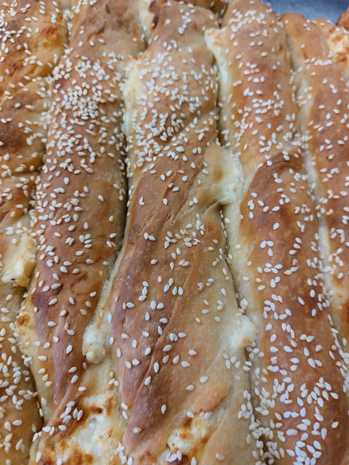 μπαστούνια-με-τυριά-και-μπεσαμέλ-συνταγή-