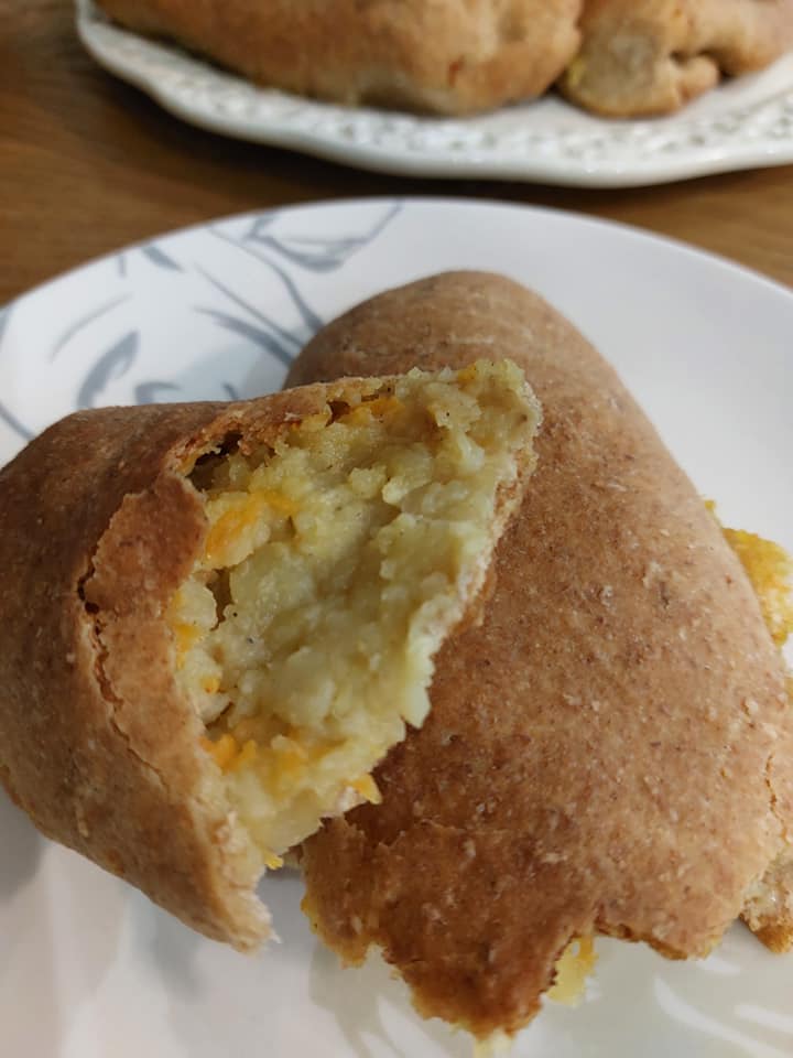 Πιροσκί φούρνου-με-αλεύρι ολικής άλεσης-και-πατάτα-