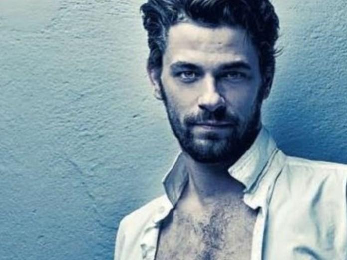 Η Γη της Ελιάς: Ο Σωκράτης έρχεται στη Μάνη