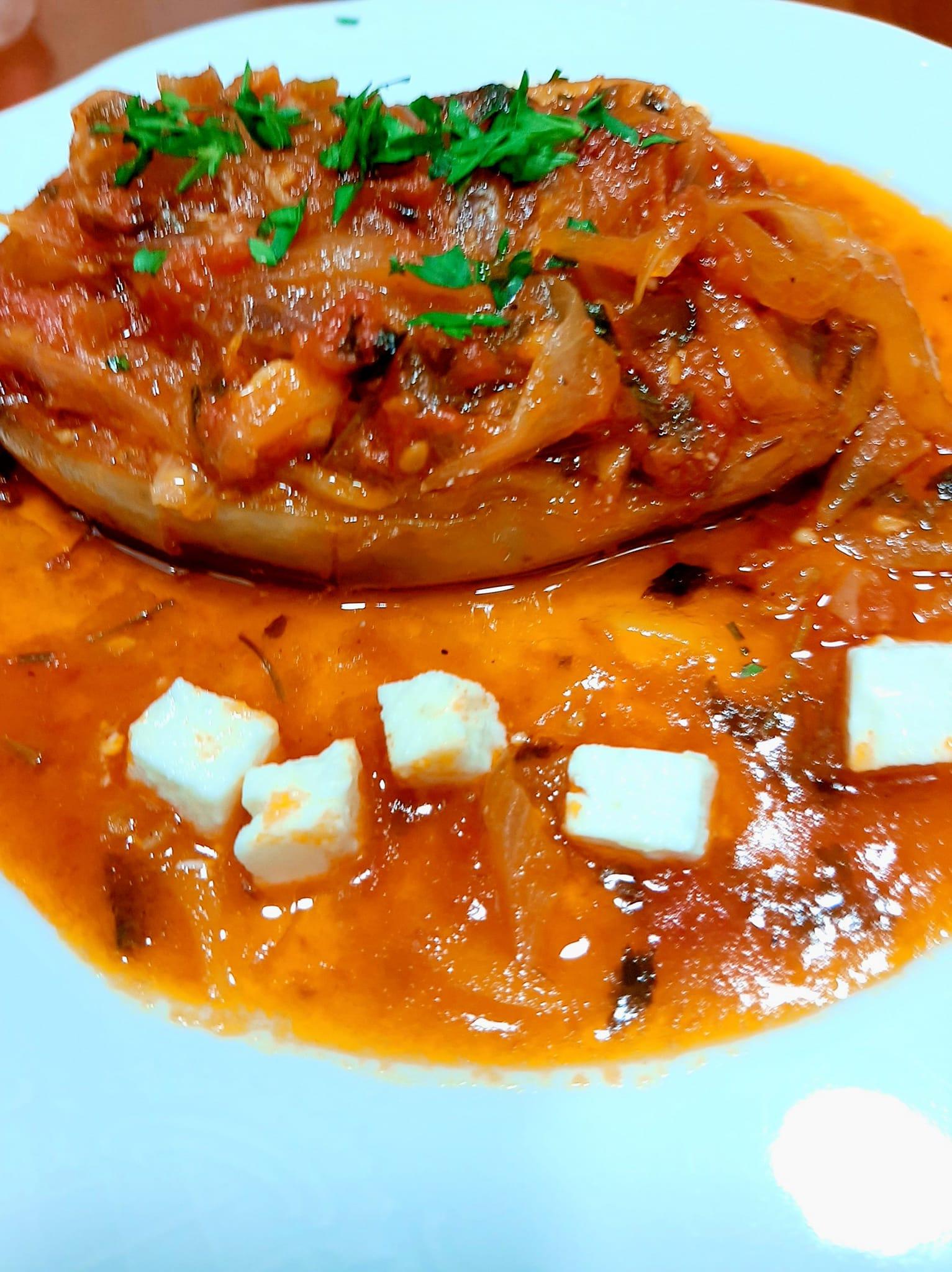 ιμάμ μπαιλντί-με-λευκές μελιτζάνες-συνταγή- ιμάμ μπαιλντί-με-λευκές μελιτζάνες-συνταγή-