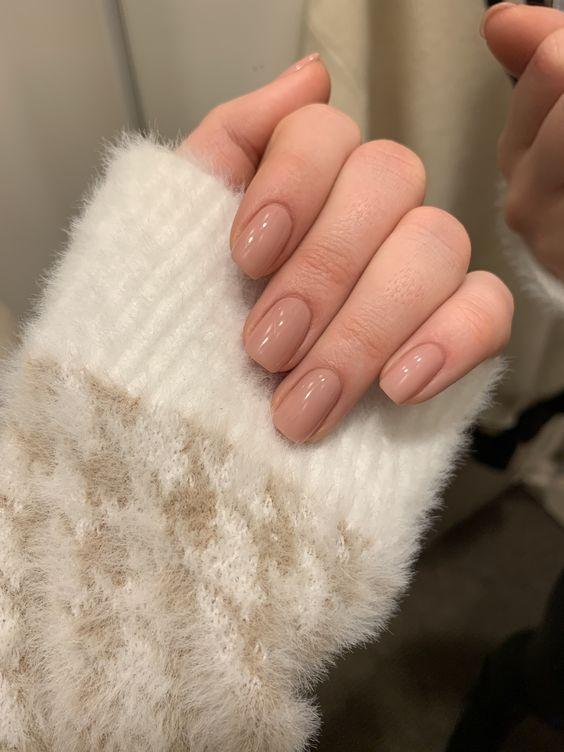 Glazed donut nails-ιδέες-για-το-Φθινόπωρο 2022-τάσεις- Glazed donut nails-ιδέες-για-το-Φθινόπωρο 2022-τάσεις-