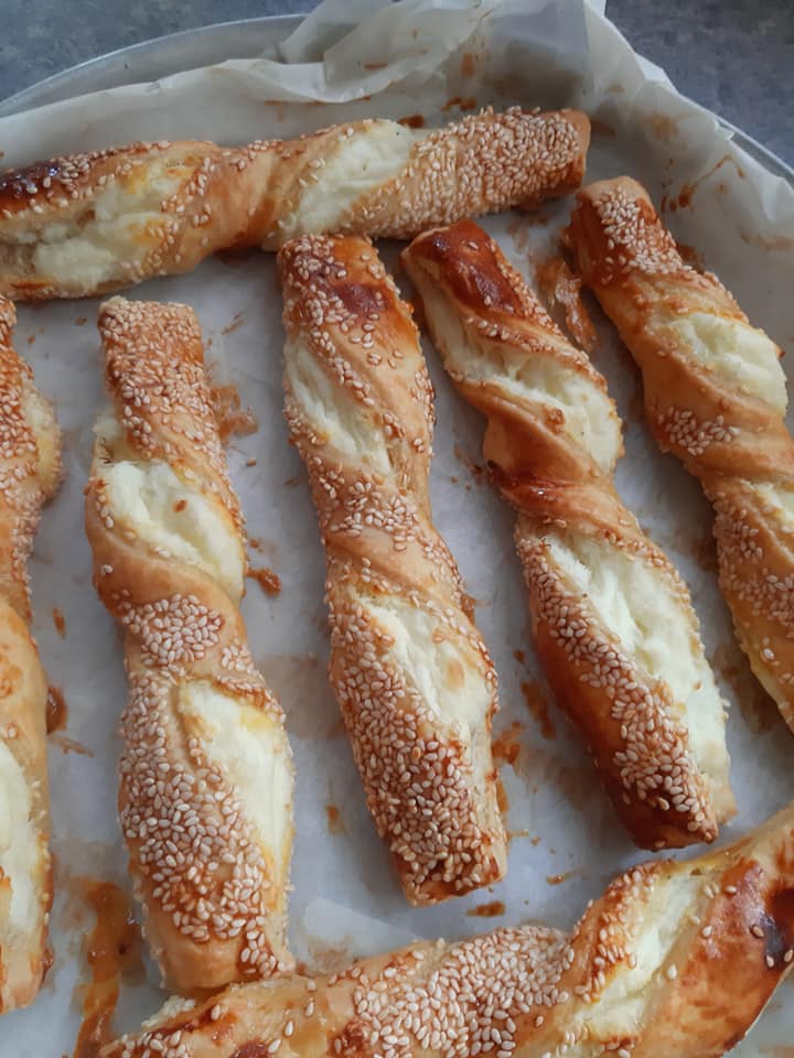 Κρουασίνια-με Φιλαδέλφεια-συνταγή- Κρουασίνια-με Φιλαδέλφεια-συνταγή-