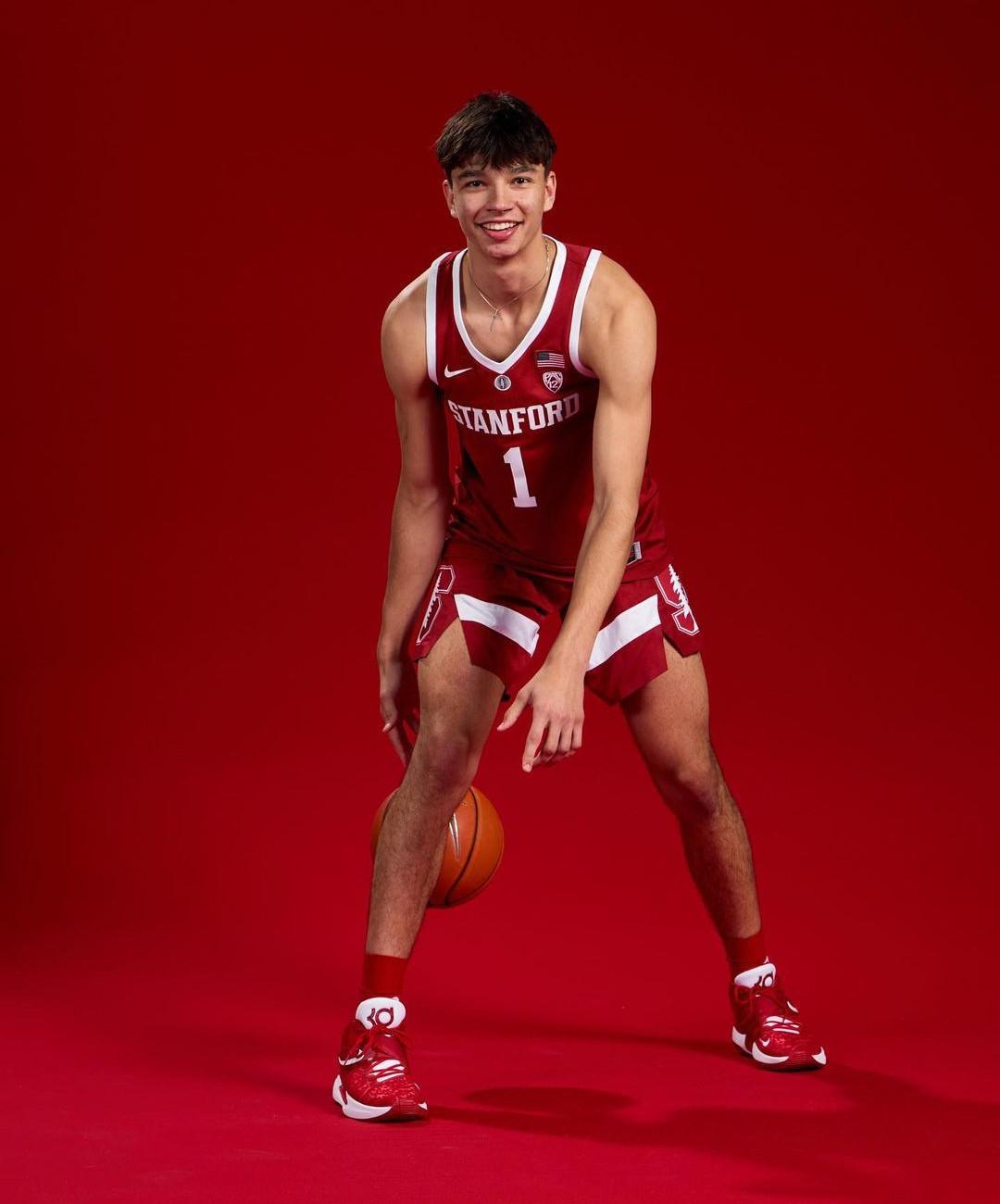 Πέτζα Στογιάκοβιτς – Αλέκα Καμηλά : Αυτός είναι ο κούκλος 18χρονος γιος τους