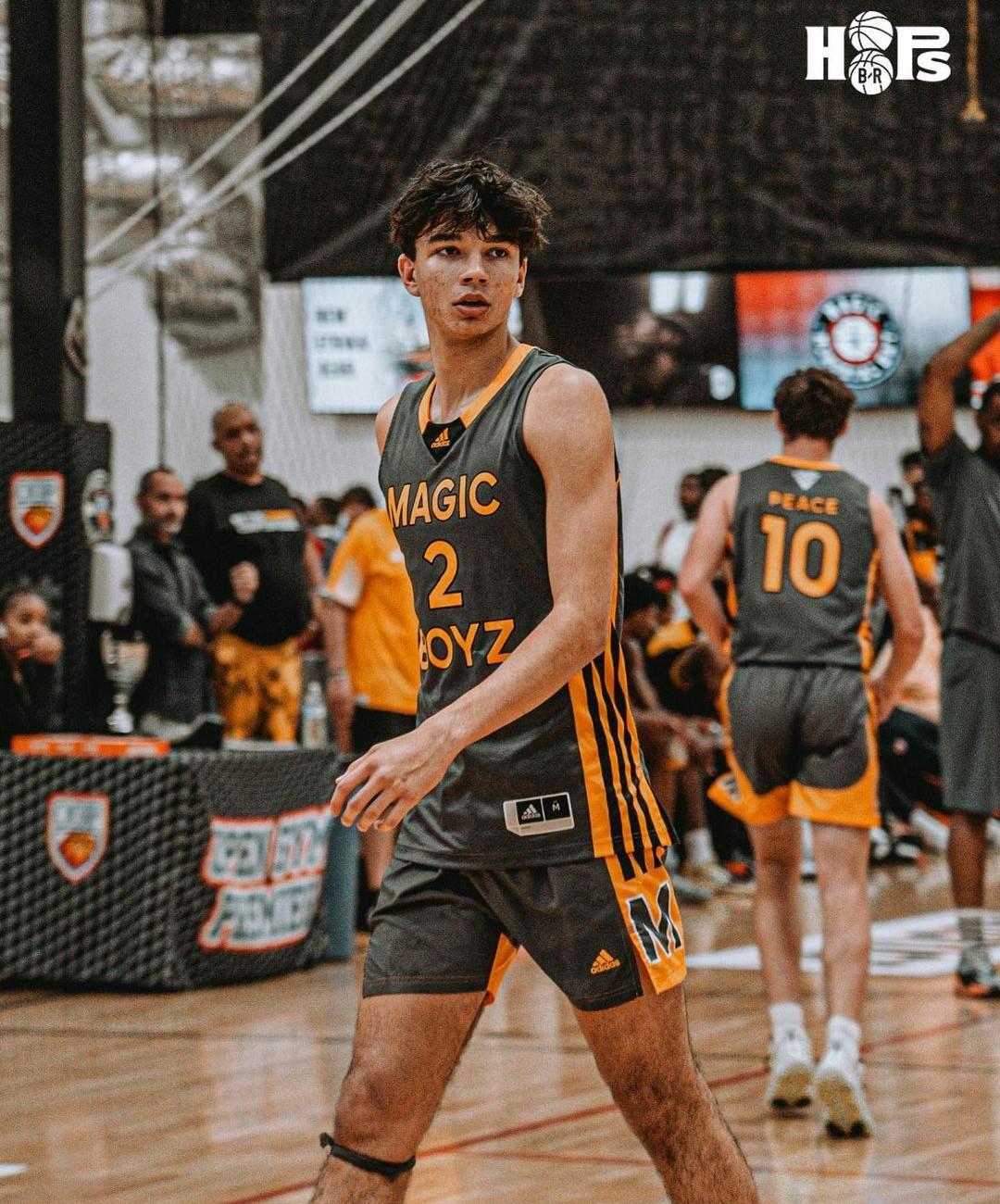 Πέτζα Στογιάκοβιτς – Αλέκα Καμηλά : Αυτός είναι ο κούκλος 18χρονος γιος τους