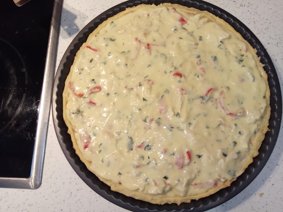 τάρτα-με-κοτόπουλο-και-μπεσαμέλ-συνταγή-