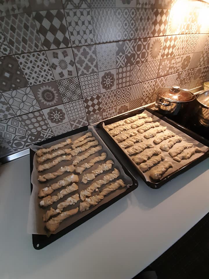 συνταγή-για-τυροκούλουρα-