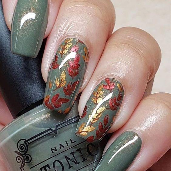 χακί νύχια-με-φλοράλ σχέδια-ιδέες-
