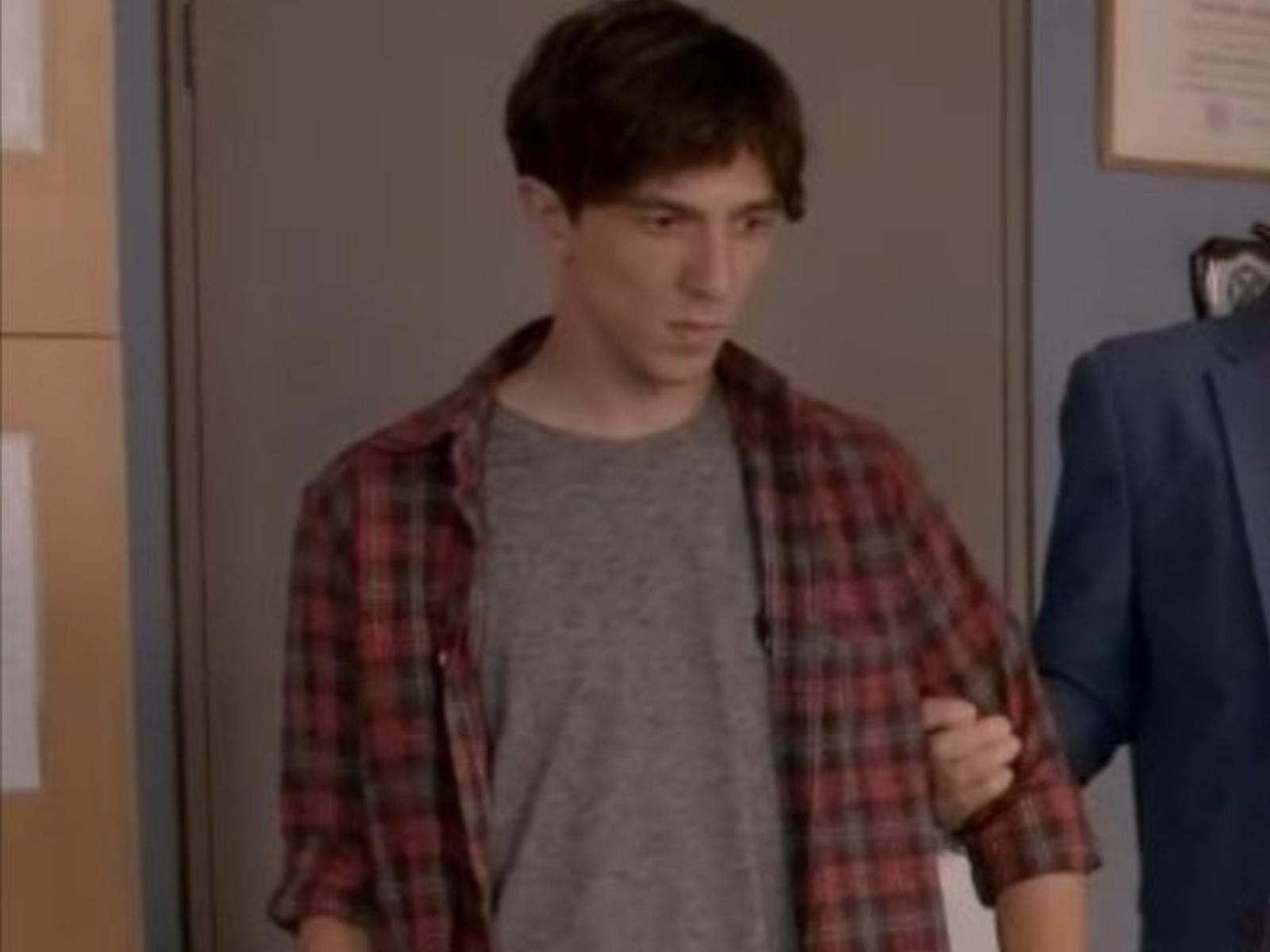 Παγιδευμένοι: Ο Κοσμάς ξέρει τον δολοφόνο της κόρης του