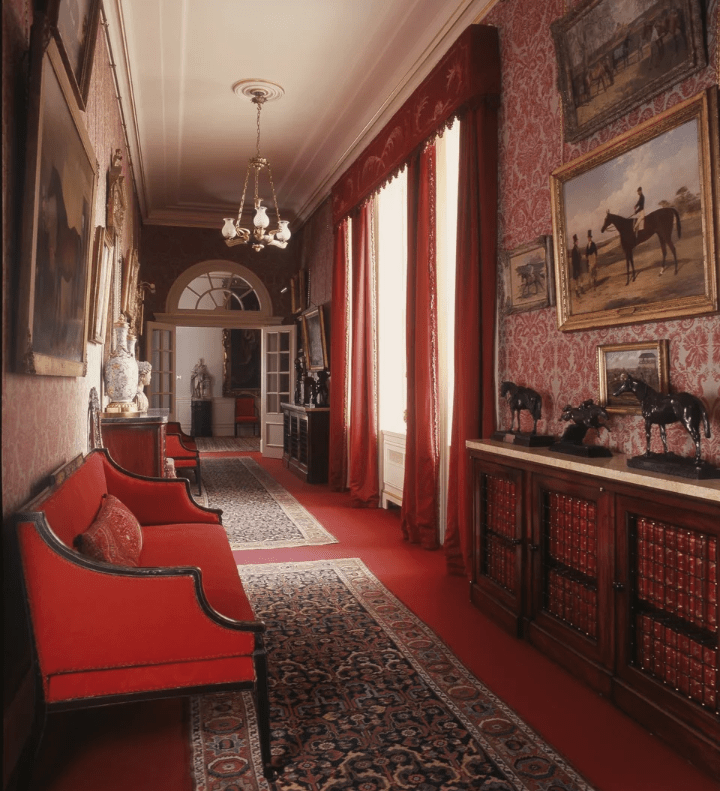 Βασιλιάς Κάρολος: Δεν θα μείνει στο Μπάκιγχαμ αλλά στο Clarence House