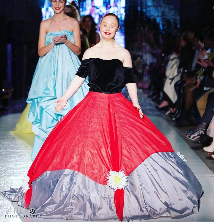 Madeline Stuart-η-ιστορία-για-το-μοντέλο-με-σύνδρομο down-και-αυτισμό- Madeline Stuart-η-ιστορία-για-το-μοντέλο-με-σύνδρομο down-και-αυτισμό-