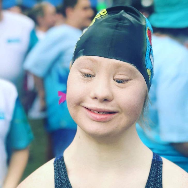 Madeline Stuart-η-ιστορία-για-το-μοντέλο-με-σύνδρομο down-και-αυτισμό- Madeline Stuart-η-ιστορία-για-το-μοντέλο-με-σύνδρομο down-και-αυτισμό-