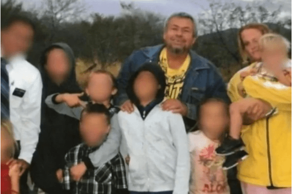 Πατριός απήγαγε την κόρη της πρώην του σχέσης και έκανε την ανάγκασε να κάνουν 9 παιδία