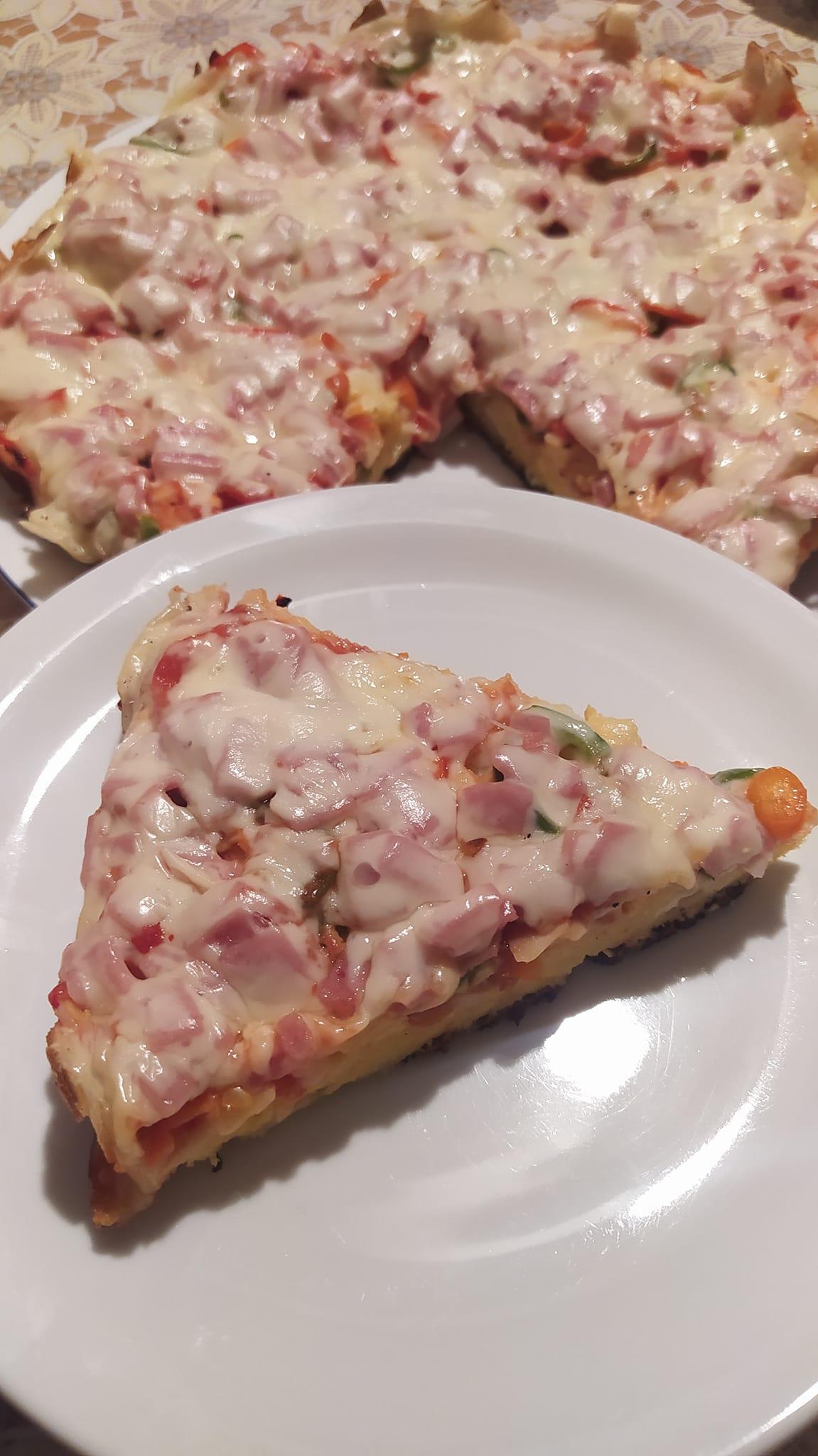 πίτσα-στο-τηγάνι-με-τορτίγιες-συνταγή-